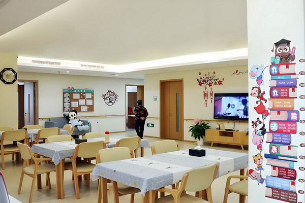 异地转深圳户口_宗馥莉挽救娃哈哈唯一的方法是认了杜建英二妈和异母弟妹? 的一却出现戏幕剧性