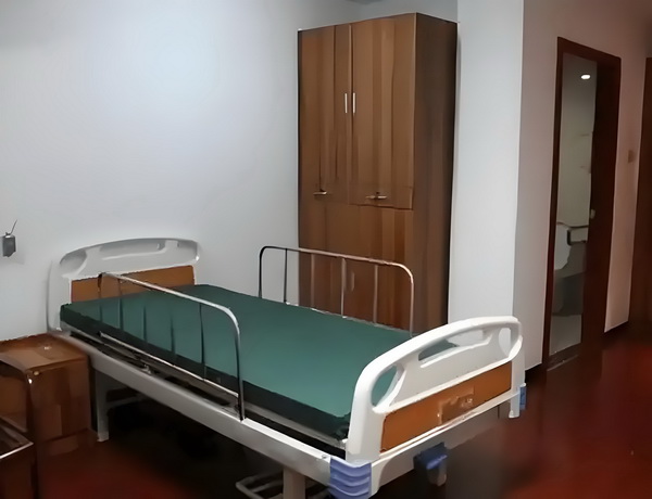 深圳暂住证入户积分_电影《戏台》预测票房超3亿 电影戏台预登记厅刚进处大